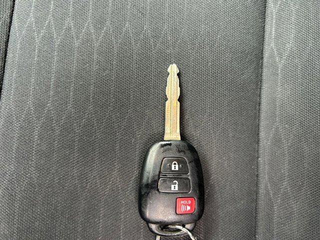 2017 Toyota TACOMA SR5 SR5