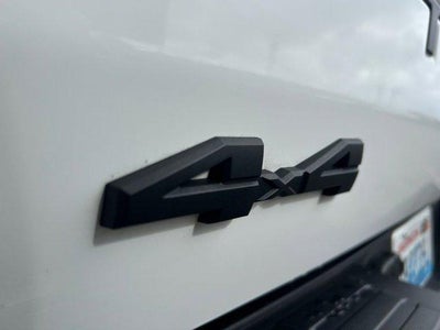 2025 Toyota TACOMA SR5 SR5