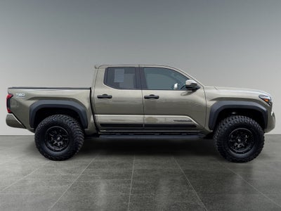 2024 Toyota TACOMA TRD OFFRD TRD Off-Road 1 OWNER