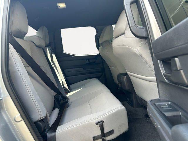 2025 Toyota TACOMA SR5 SR5