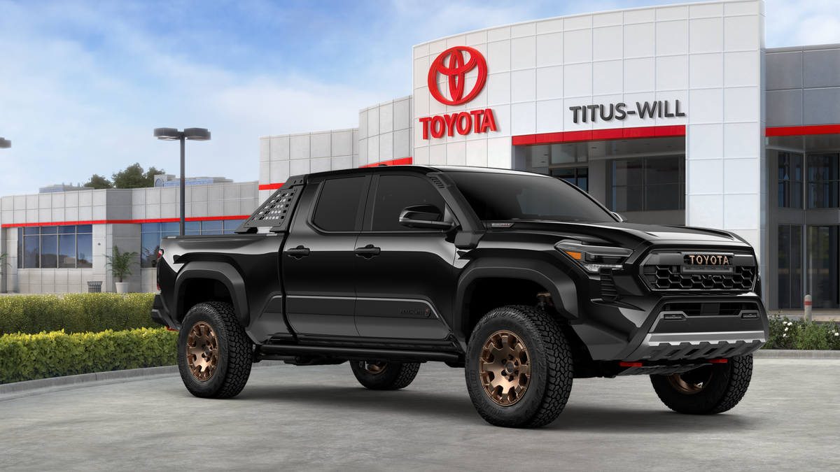 2026 Toyota Tacoma i-FORCE MAX Trailhunter