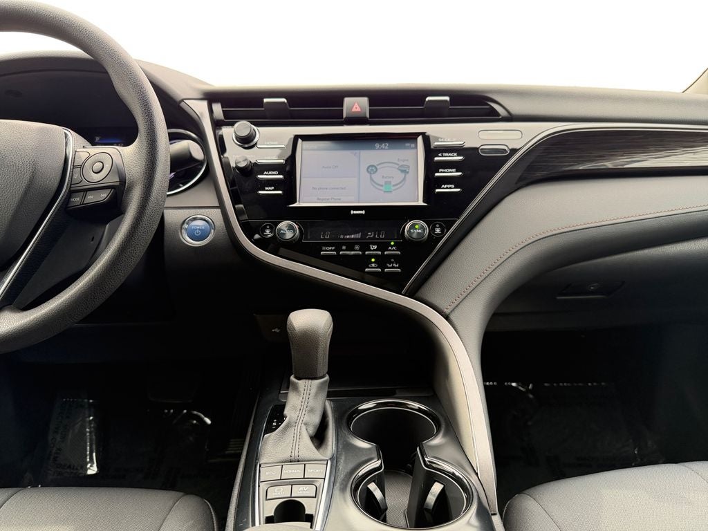 2020 Toyota Camry Hybrid LE