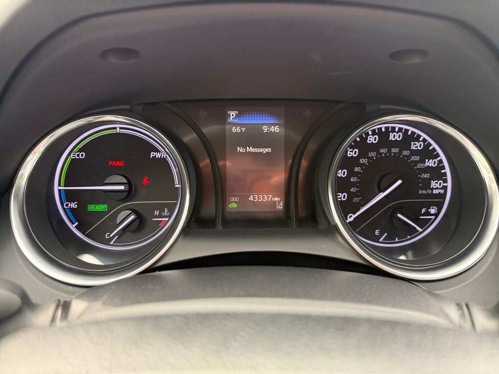 2020 Toyota Camry Hybrid LE