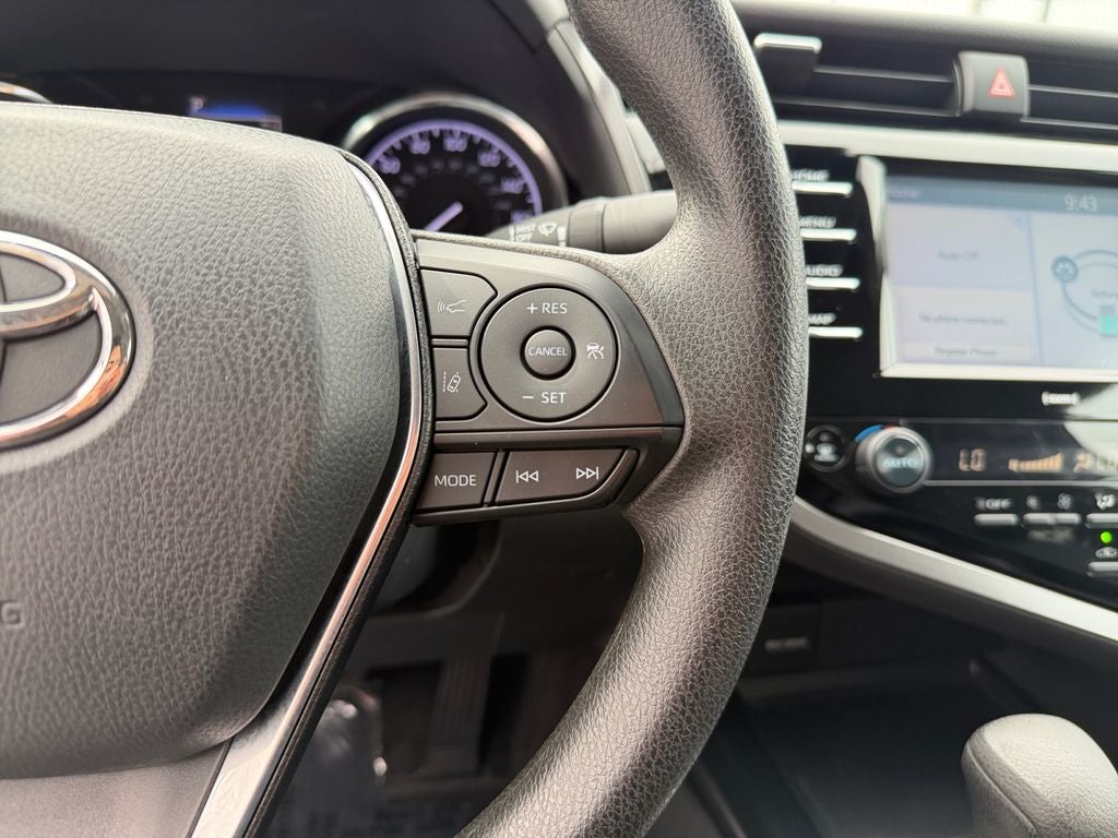 2020 Toyota Camry Hybrid LE