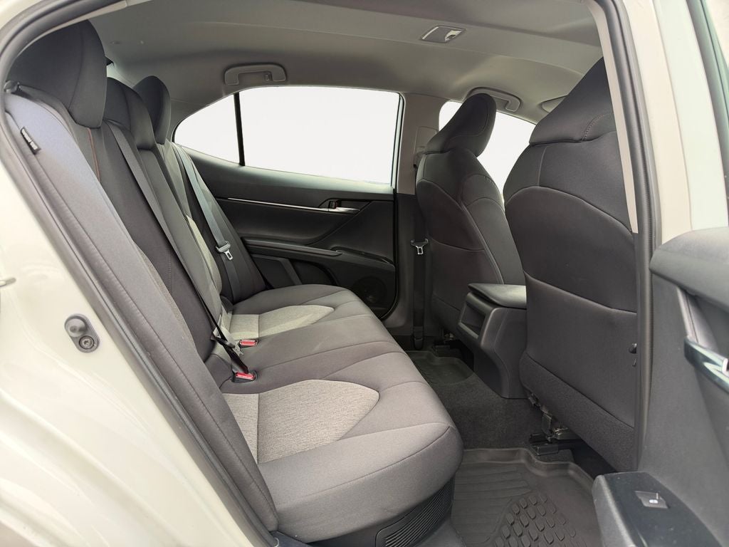 2020 Toyota Camry Hybrid LE