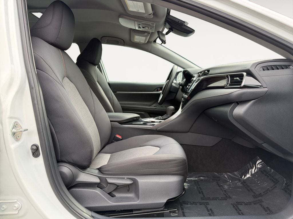 2020 Toyota Camry Hybrid LE