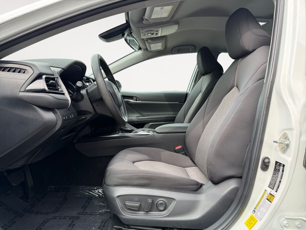 2020 Toyota Camry Hybrid LE