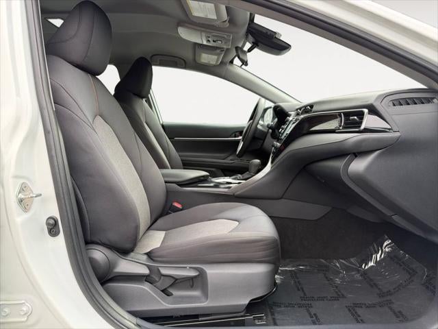 2020 Toyota Camry Hybrid LE