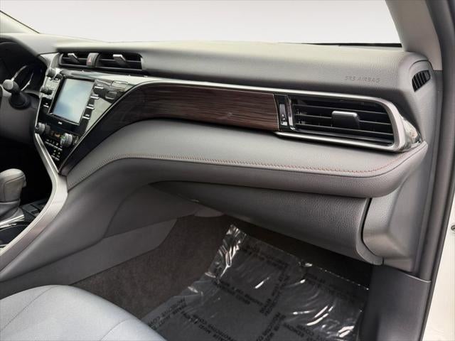 2020 Toyota Camry Hybrid LE