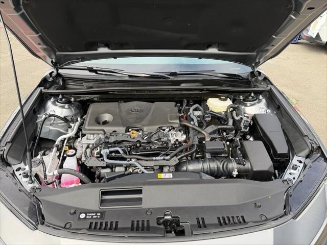 2025 Toyota Camry SE HYBRID