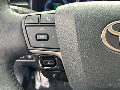 2025 Toyota CAMRY XLE