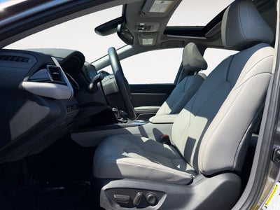 2024 Toyota Camry Hybrid XLE
