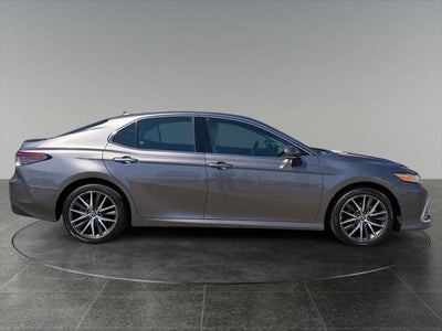 2024 Toyota Camry Hybrid XLE