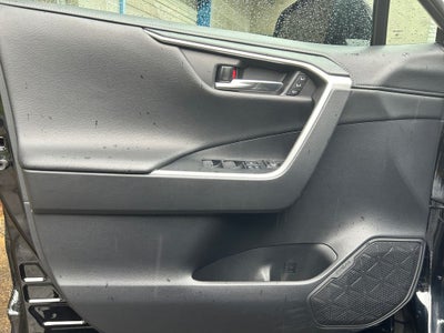 2022 Toyota RAV4 HYBRID Limited