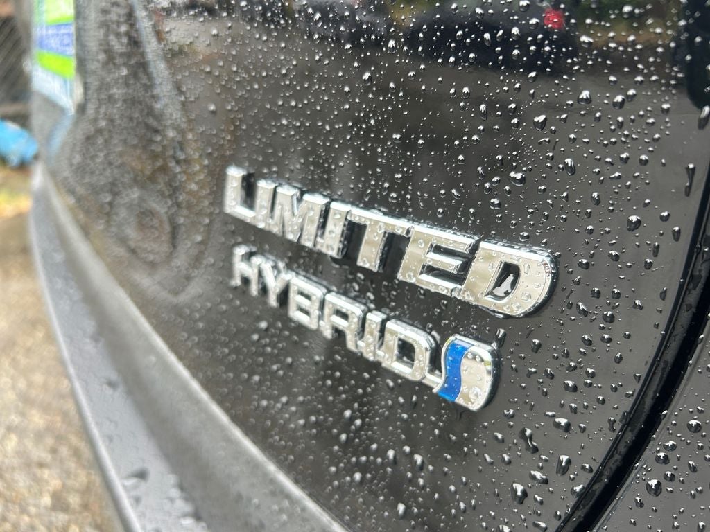 2022 Toyota RAV4 HYBRID Limited