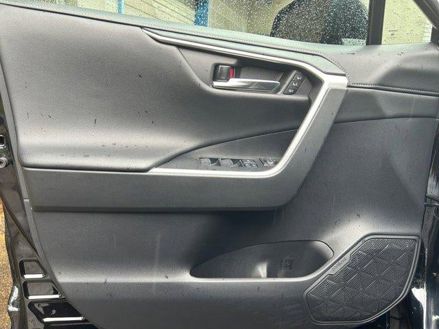 2022 Toyota RAV4 HYBRID Limited
