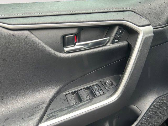 2022 Toyota RAV4 HYBRID Limited