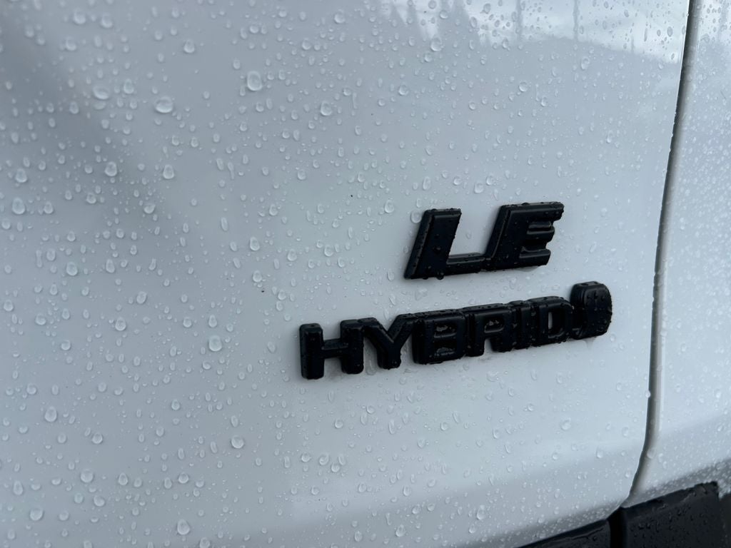 2021 Toyota RAV4 HYBRID LE