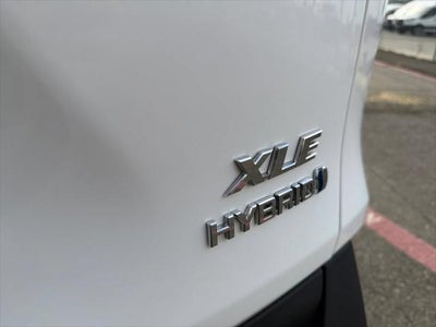 2022 Toyota RAV4 Hybrid XLE