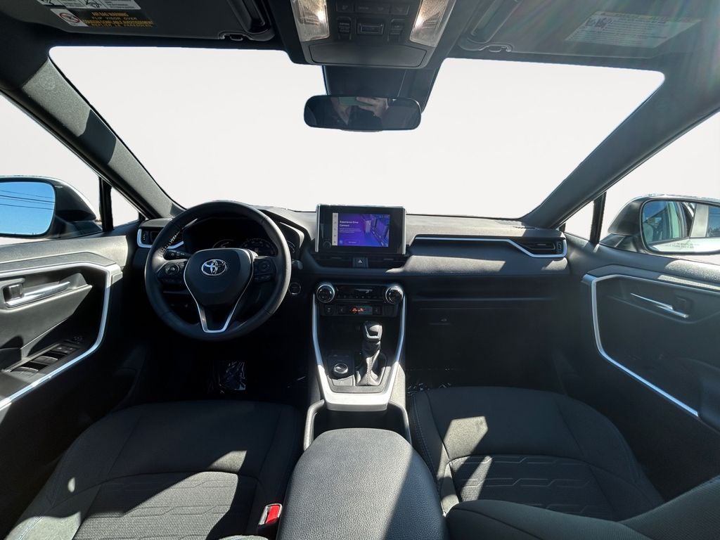 2024 Toyota RAV4 HYBRID SE