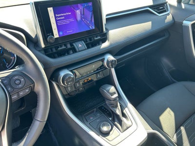 2024 Toyota RAV4 HYBRID SE