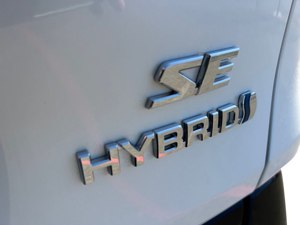 2024 Toyota RAV4 HYBRID SE