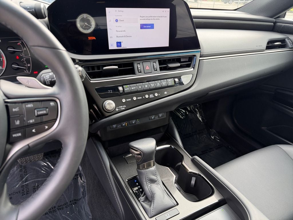 2023 Lexus ES 250