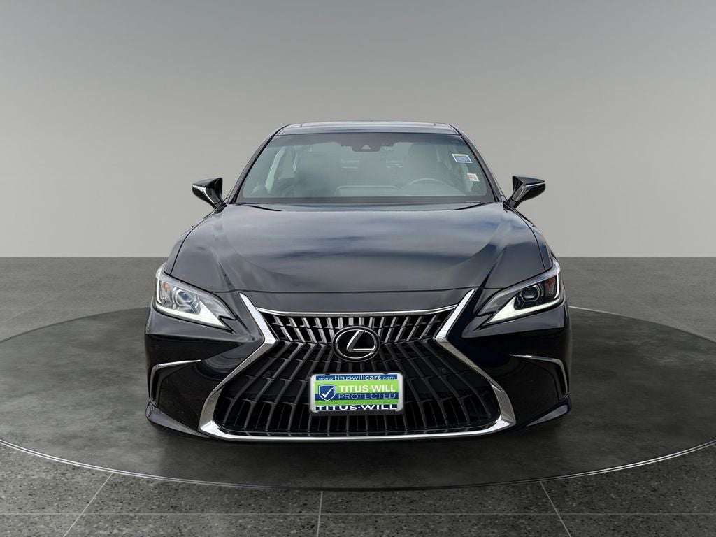 2023 Lexus ES 250
