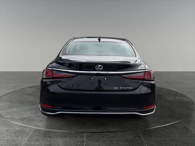 2023 Lexus ES 250