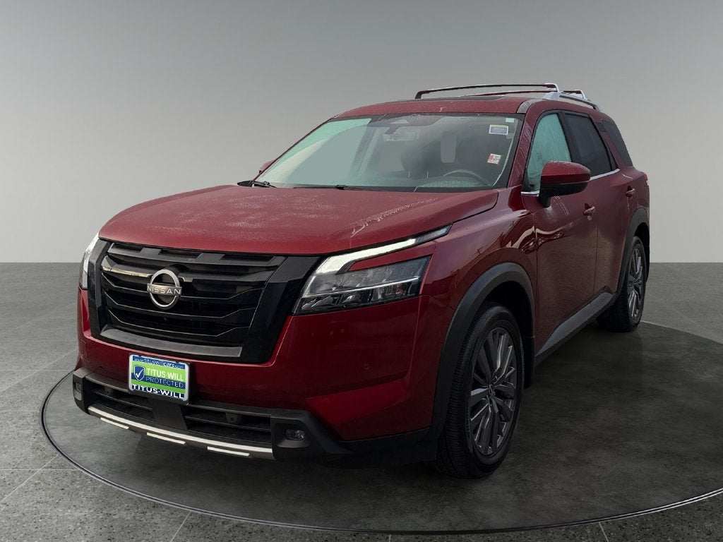 2023 Nissan Pathfinder SL