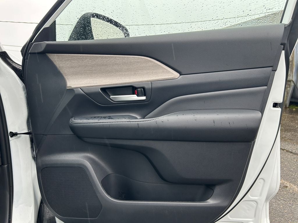 2025 Toyota GRAND HIGHLANDER Platinum