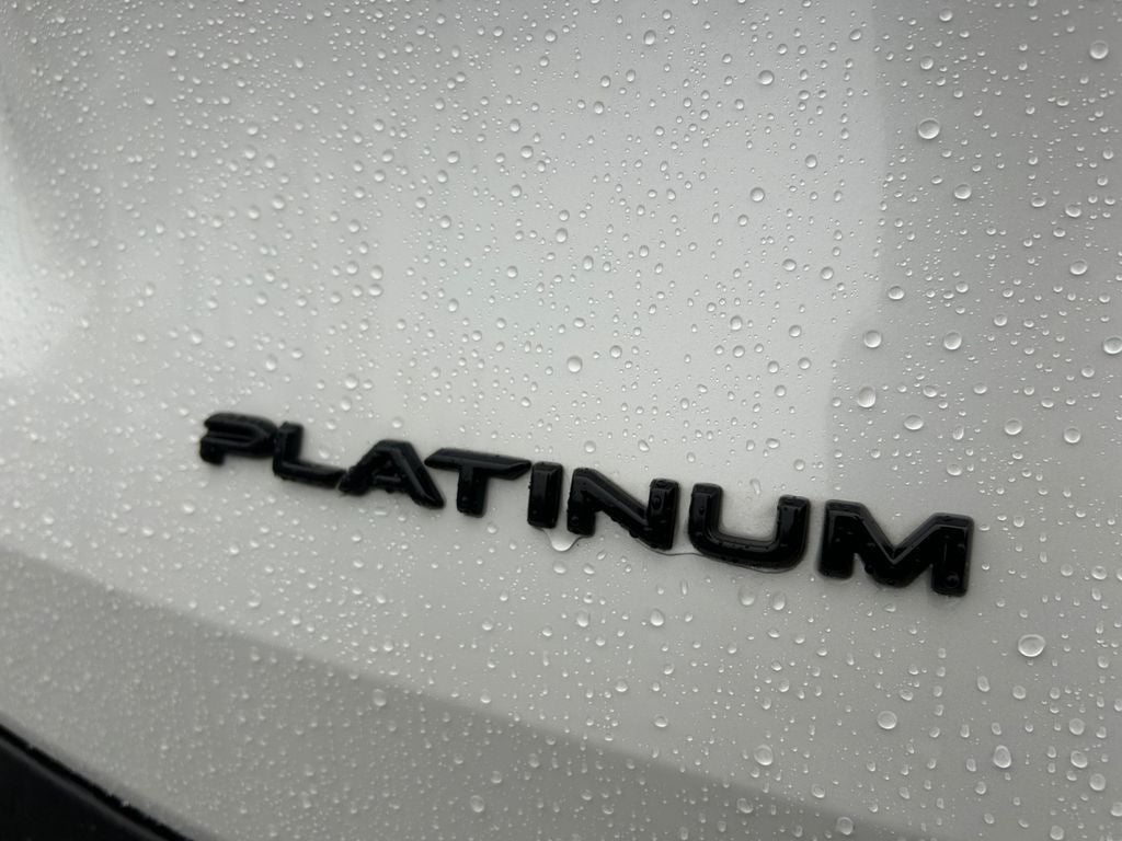 2025 Toyota GRAND HIGHLANDER Platinum