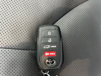 2025 Toyota GRAND HIGHLANDER Platinum