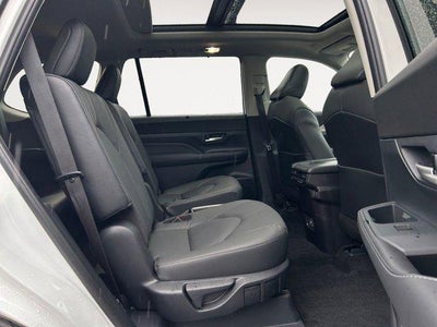 2025 Toyota GRAND HIGHLANDER Platinum