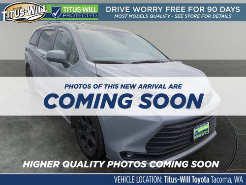 2025 Toyota Sienna Woodland Edition 7 Passenger