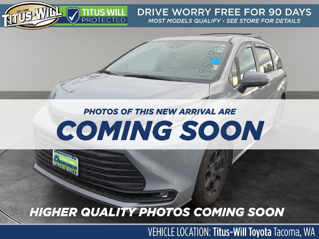 2025 Toyota Sienna Woodland Edition 7 Passenger