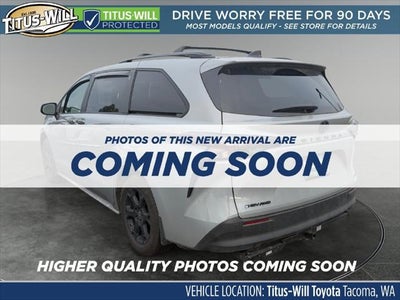 2025 Toyota Sienna Woodland Edition 7 Passenger