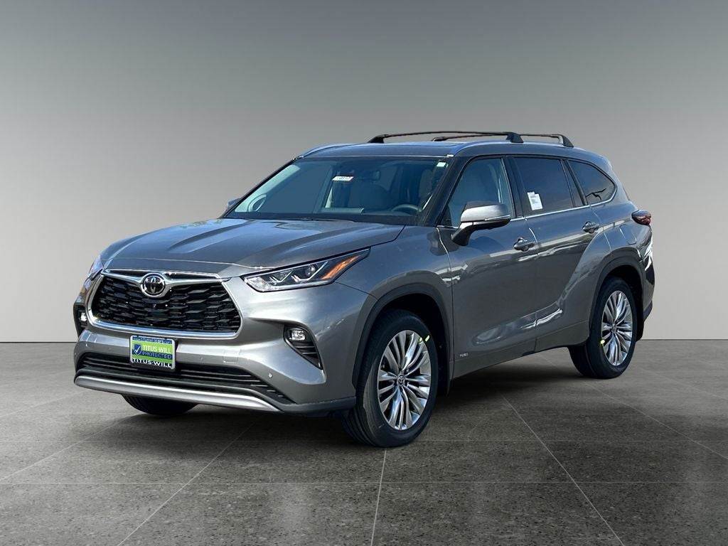 2026 Toyota Highlander Hybrid Platinum