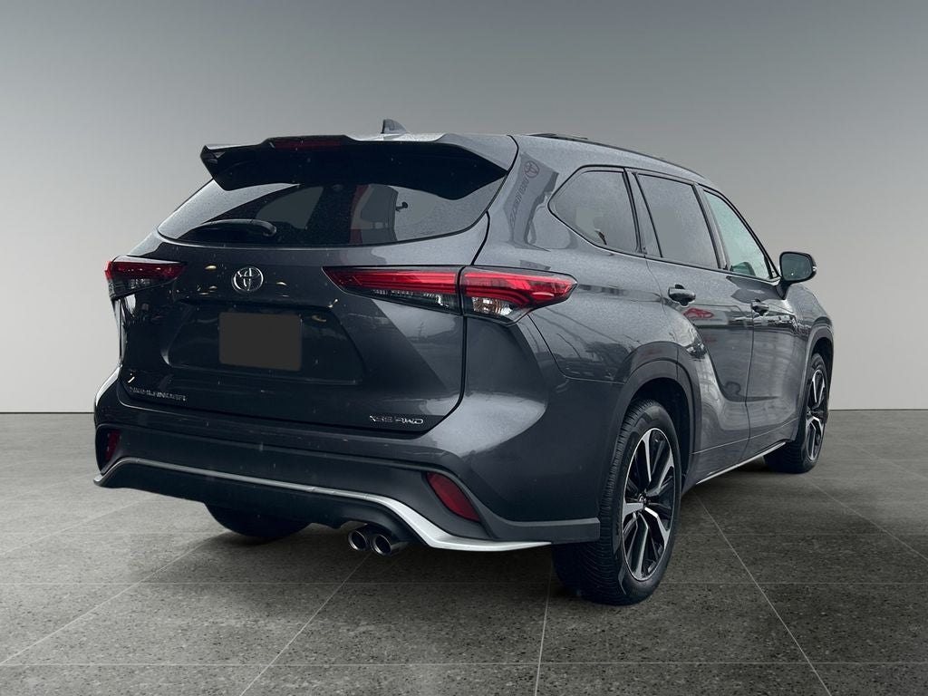 2021 Toyota HIGHLANDER XSE