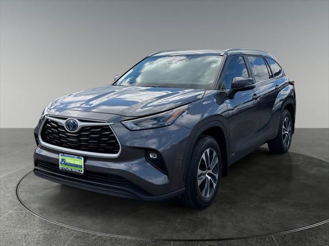 2024 Toyota Highlander Hybrid XLE