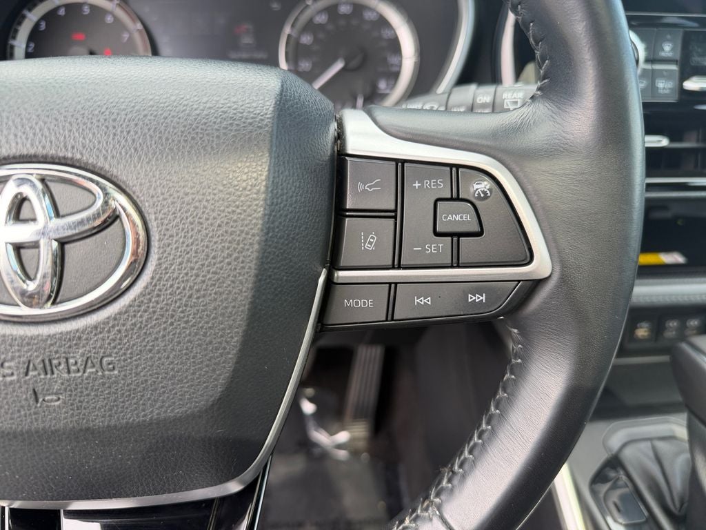 2023 Toyota Highlander XSE