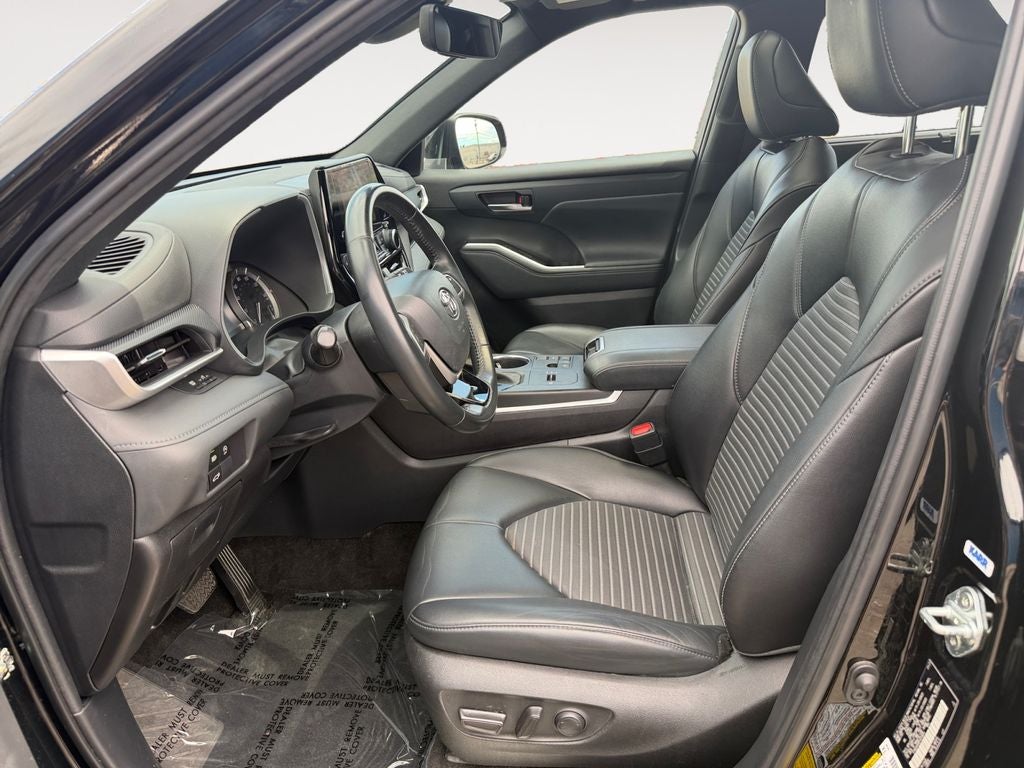 2023 Toyota Highlander XSE