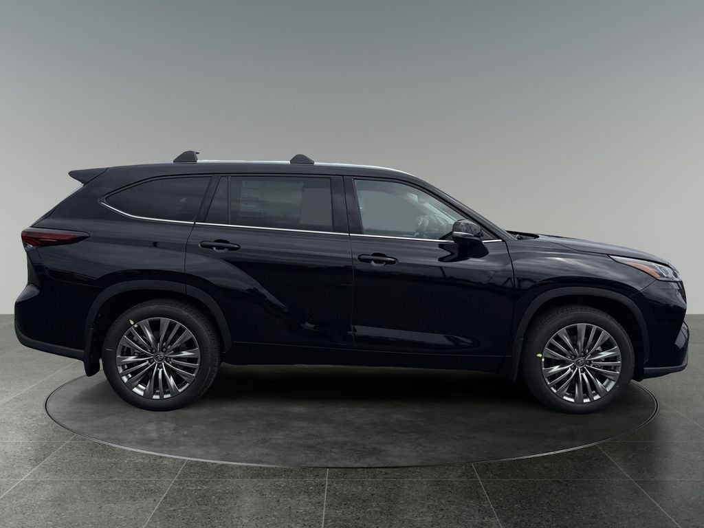 2026 Toyota Highlander Platinum