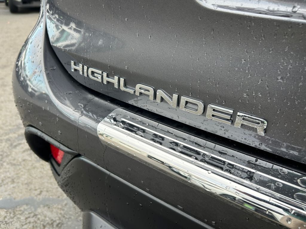 2024 Toyota HIGHLANDER XLE