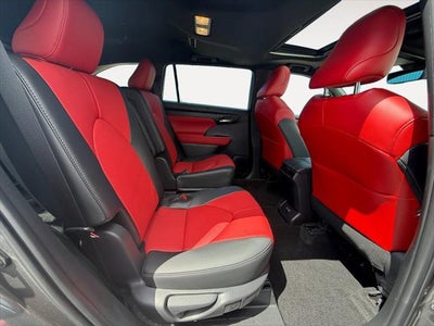 2025 Toyota Highlander XSE