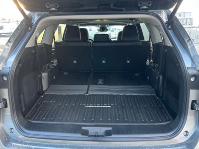 2025 Toyota HIGHLANDER Limited