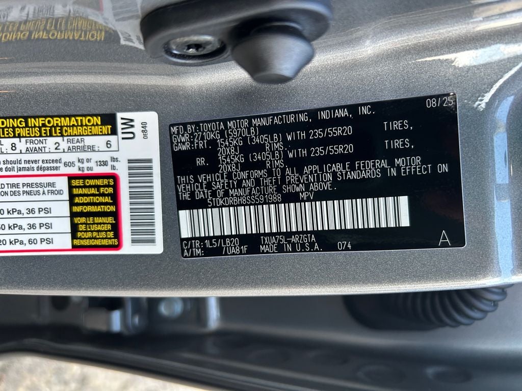 2025 Toyota HIGHLANDER Limited