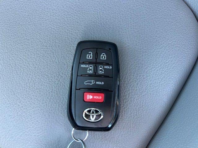 2026 Toyota SIENNA XLE AWD XLE 7 Passenger