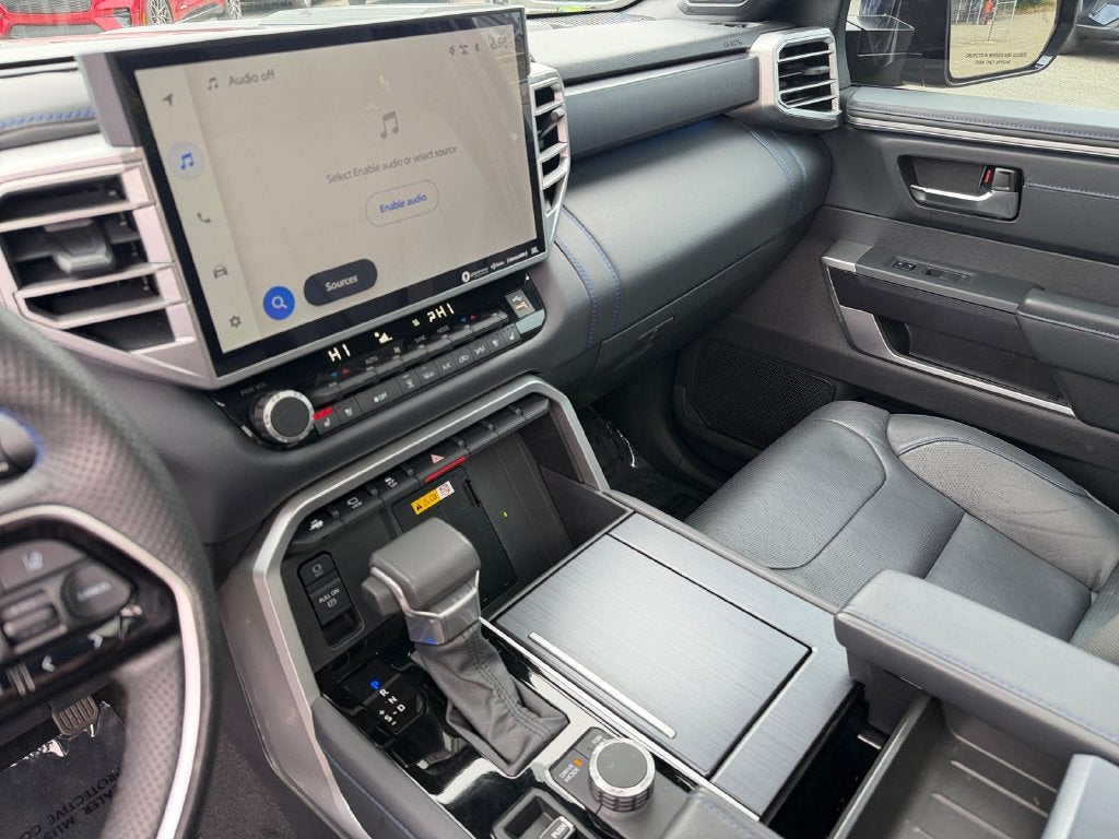 2022 Toyota Tundra Hybrid Platinum