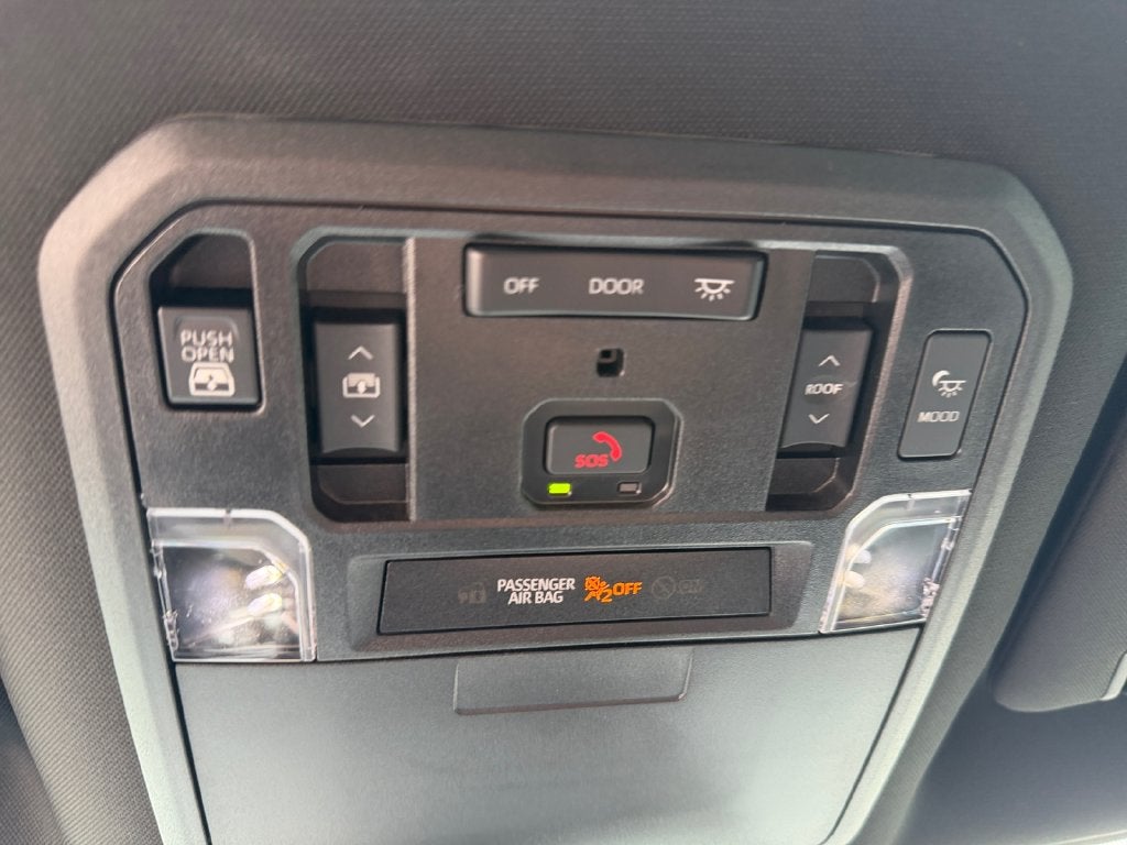 2022 Toyota Tundra Hybrid Platinum